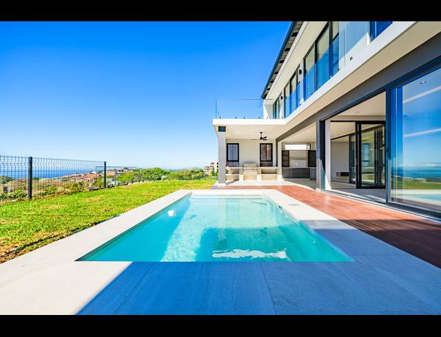 5 BEDROOM HOUSE FOR SALE IN ZULULAMI LUXURY COASTAL ESTATE